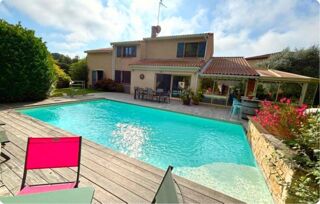  Villa � vendre 7 pi�ces 220 m�