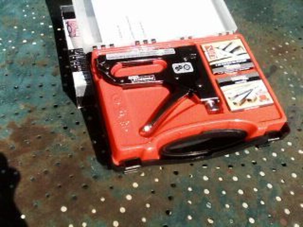 Set agrafeuse Bricolage