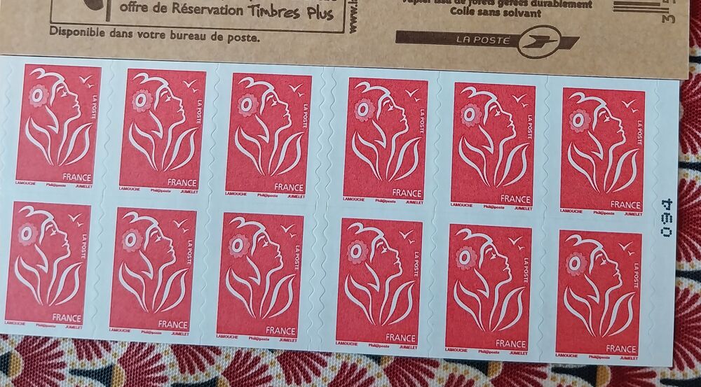 carnet de 12 timbres &agrave; validit&eacute; permanente 