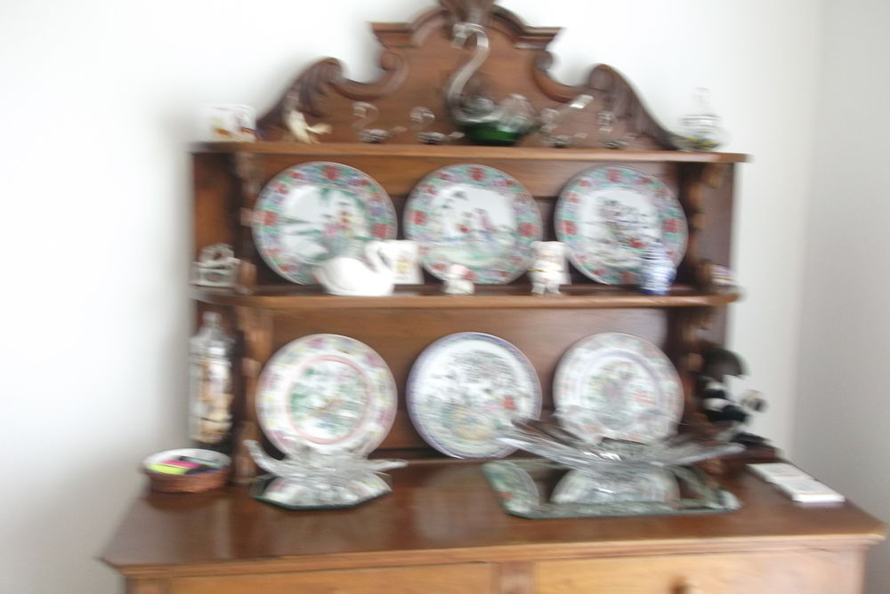 MEUBLE LOUIS PHILIPPE avec VAISSELIER Meubles