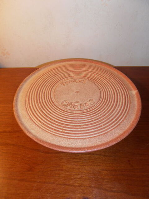 Tourne cr�pes (57) 15 Tours (37)