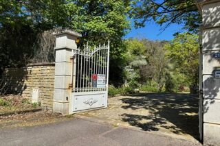  Maison � vendre 9 pi�ces 331 m�