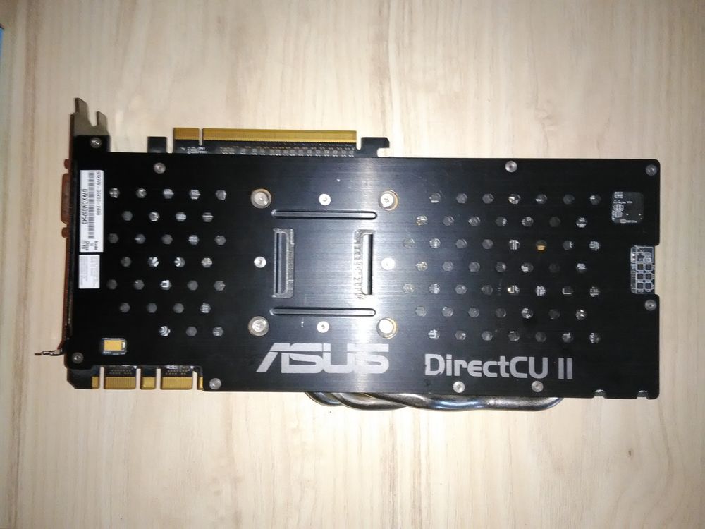 Carte graphique Asus GTX 770 Matériel informatique