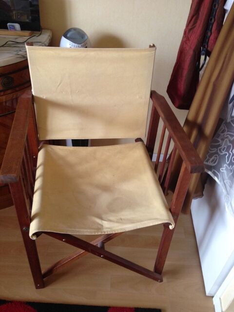 Chaise en chêne pliable POUR COLLECTIONNEURS
55 Ivry-sur-Seine (94)