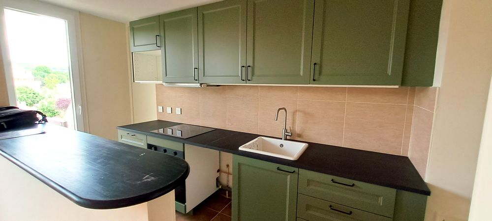 Location Appartement APPT 50 m² Refait Neuf  Peinture Cuisine salle de bain Viroflay