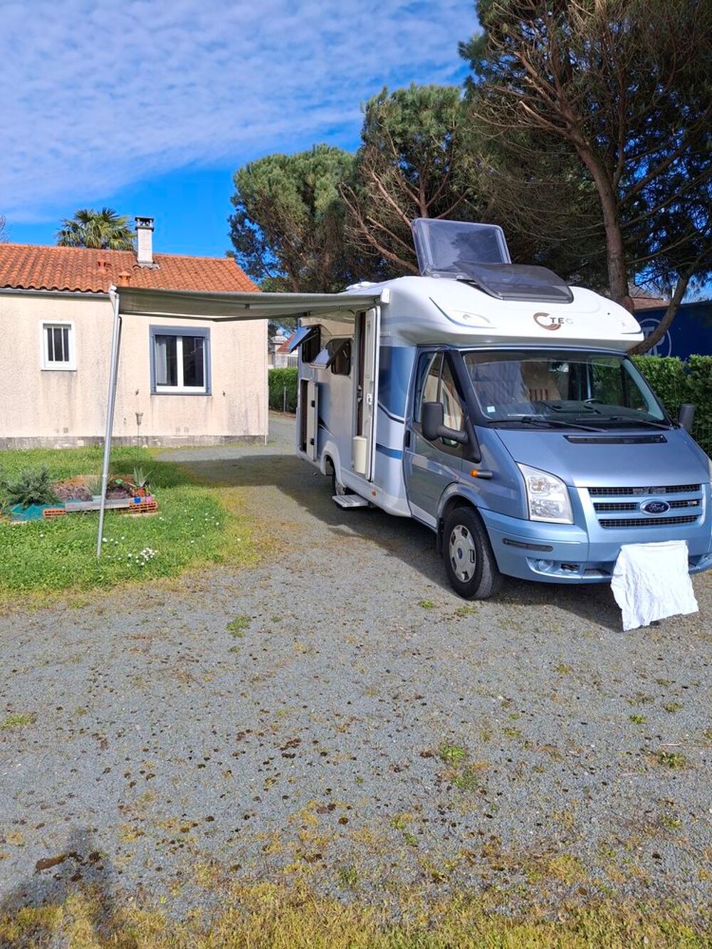  2009 occasion 17770 Brizambourg