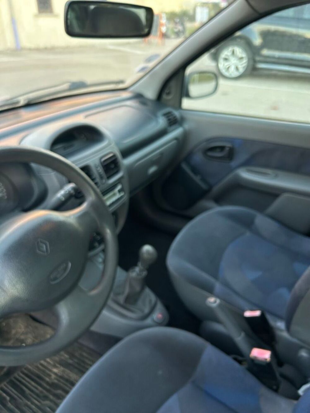 Clio II Clio 1.4i Aliz&eacute; 1999 occasion 10000 Troyes