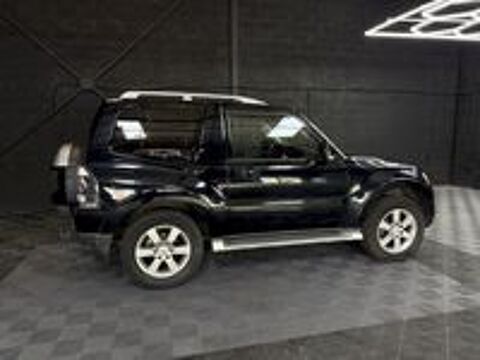 Pajero 3.2 Di-D170 Instyle BA Court 4x4 2008 occasion 33520 Bruges