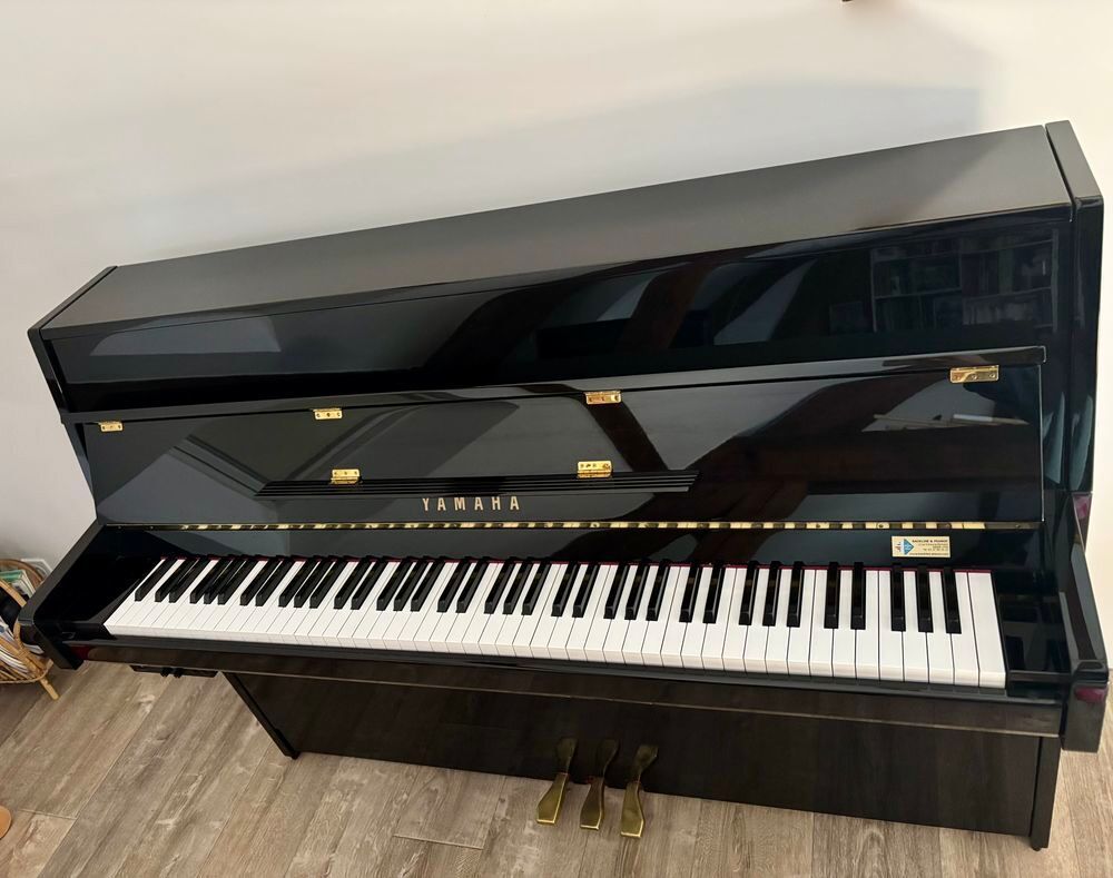 Yamaha Silent B1 Instruments de musique