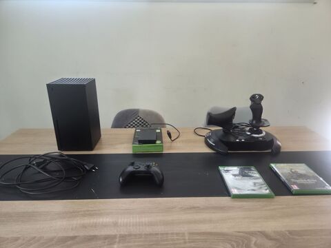 [Lot] Xbox Series X + Disque Dur SEAGATE 2 TO + THRUSTMASTER 500 Saujon (17)