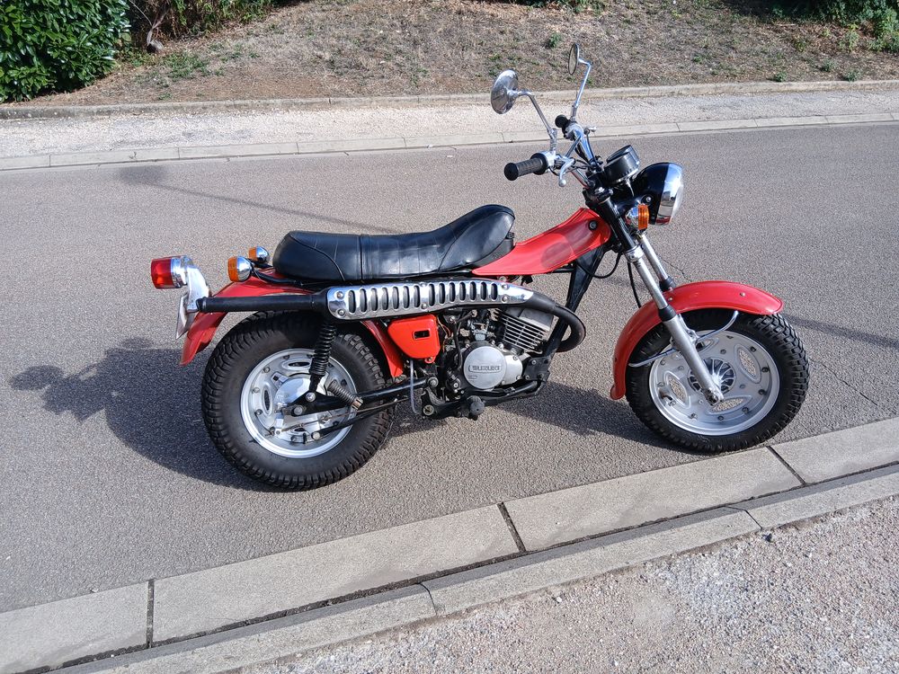 SUZUKI 1977 occasion 89000 Auxerre
