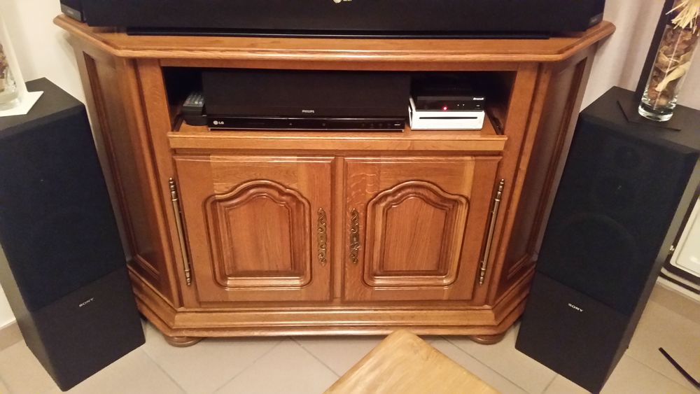 Meuble tv d'angle en ch&ecirc;ne Meubles