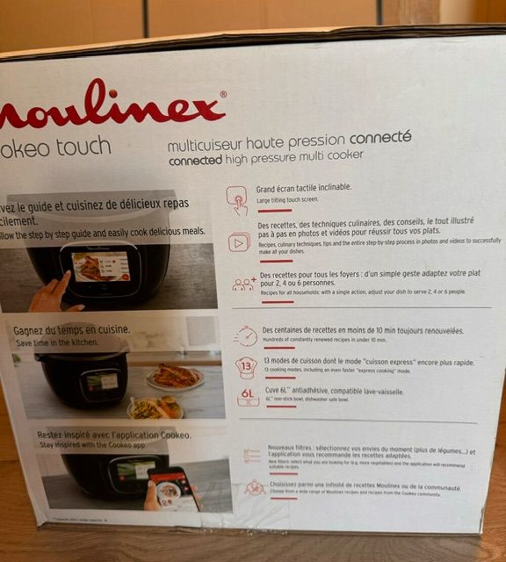 COOKEO Touch Connect NEUF+ Extra Crisp + moule &agrave; gateau Electroménager