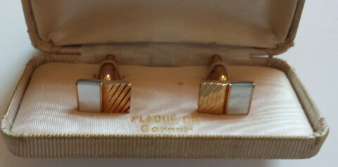 Bouton de manchette 9 Viry-Noureuil (02)