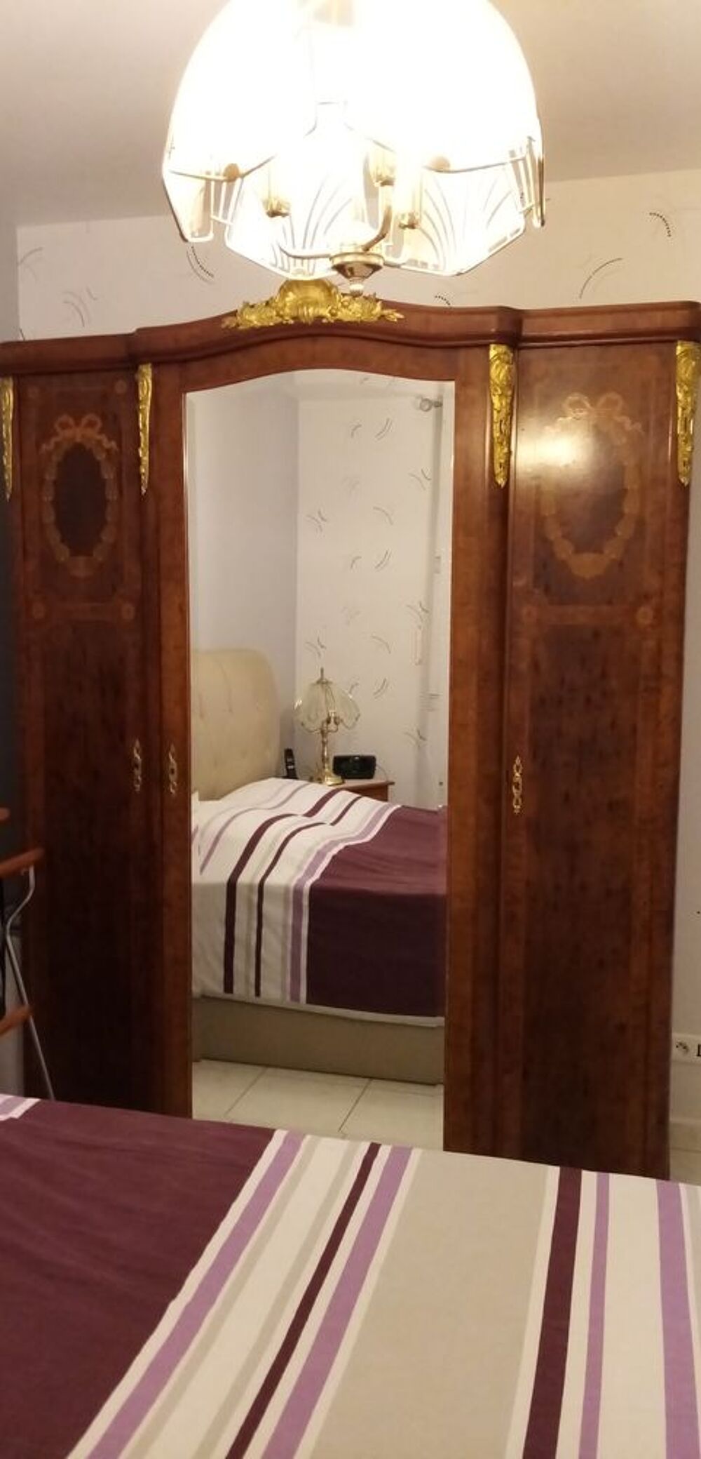chambre ancienne fin XIX&egrave;me si&egrave;cle, Meubles