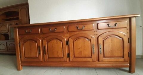Grand buffet en ch�ne massif 180 N�mes (30)