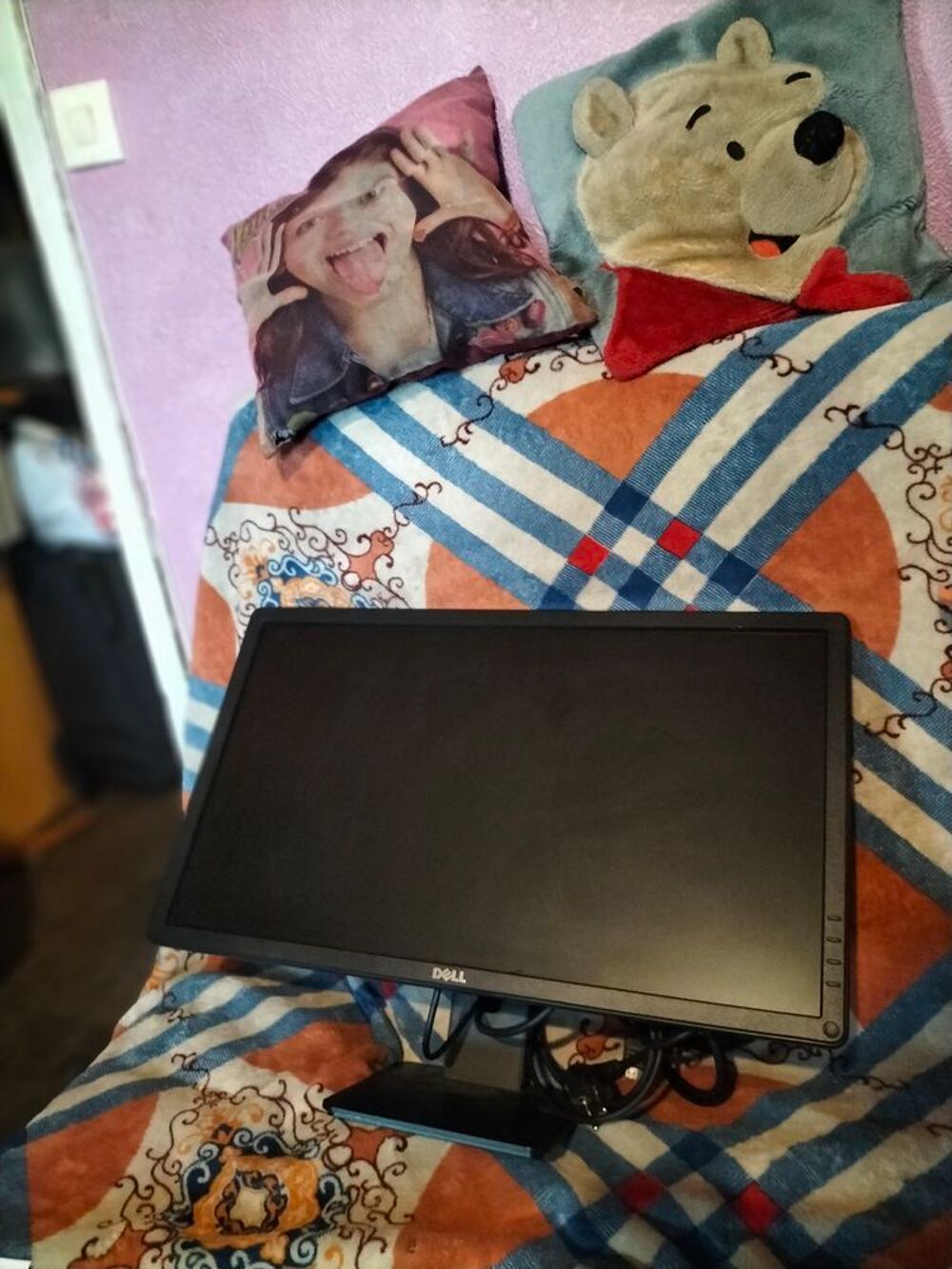 Moniteur Dell E2414h skander &eacute;cran led diagonale 63 cm tr&egrave;s Matériel informatique