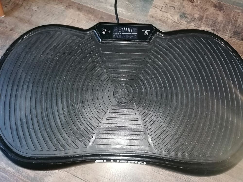 Plateforme vibrante oscillante fitness Sports