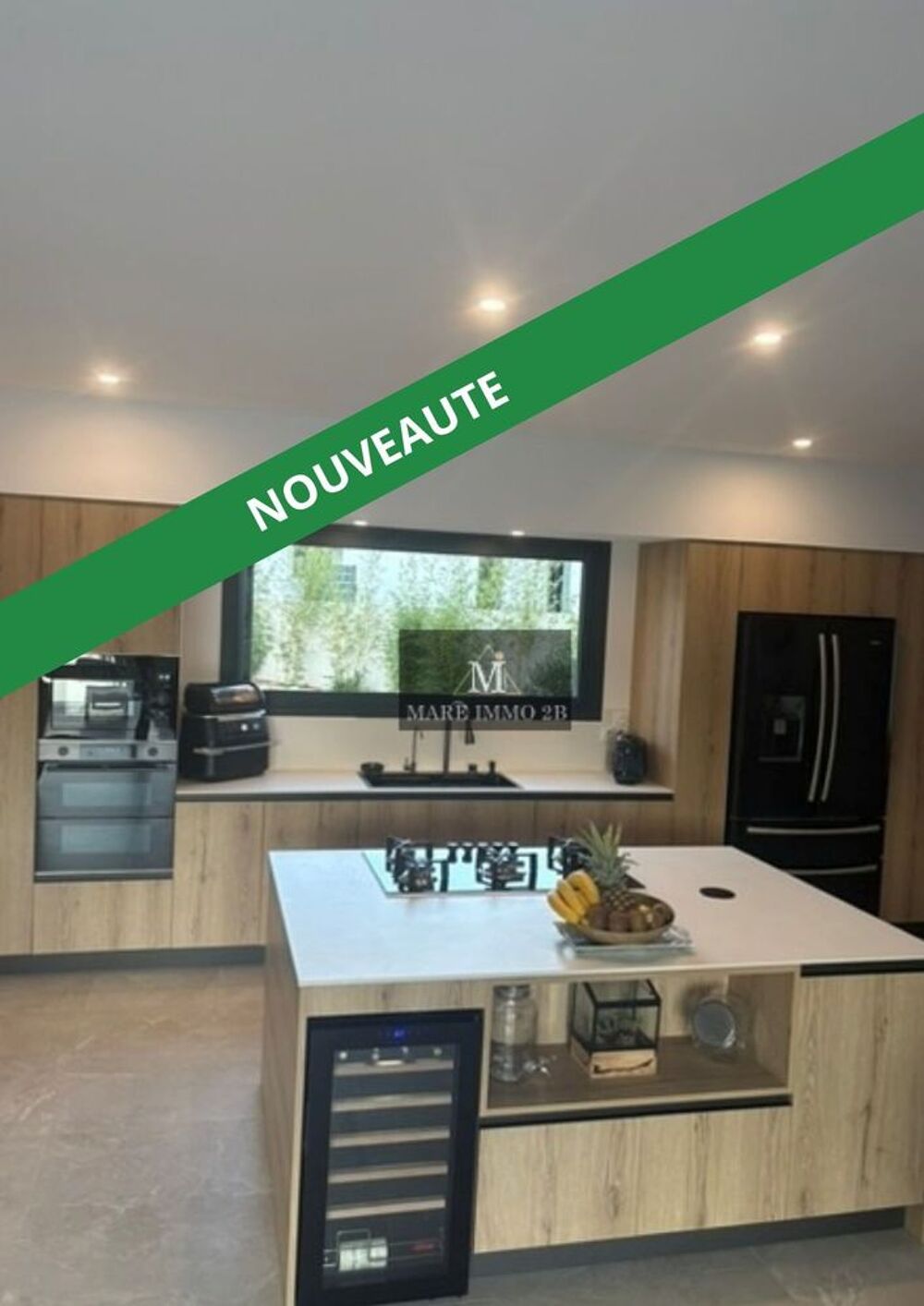 Vente Villa Calvi ? Villa d'exception de 197 m² avec piscine et jardin d Calvi