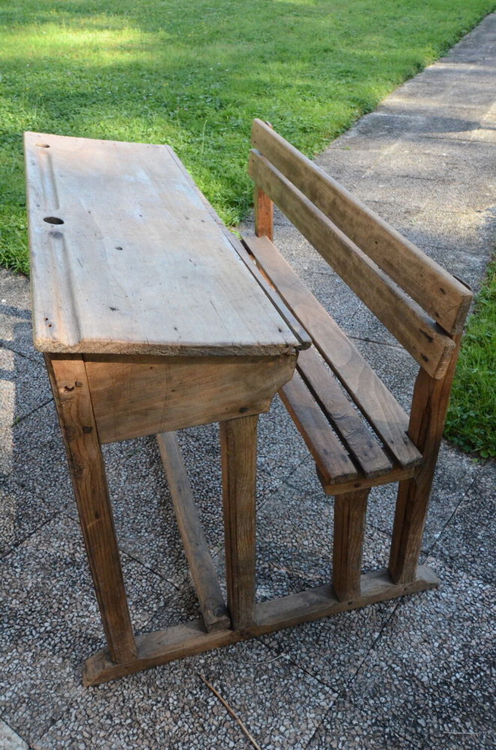Banc d'&eacute;colier 