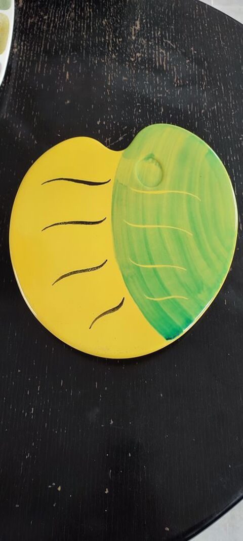 Plat palette de peintre c�ramique sign� Jamet Paris 40 Clermont (60)