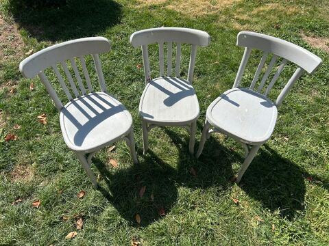 3 chaises bistrot vintage grise 21 Angles (85)