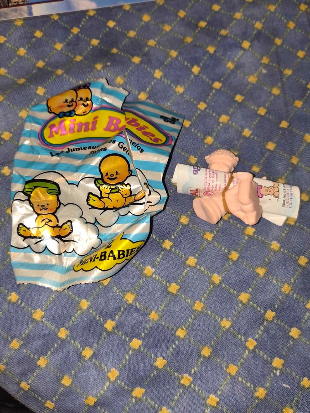 lot de 2 figurine babies neuves 