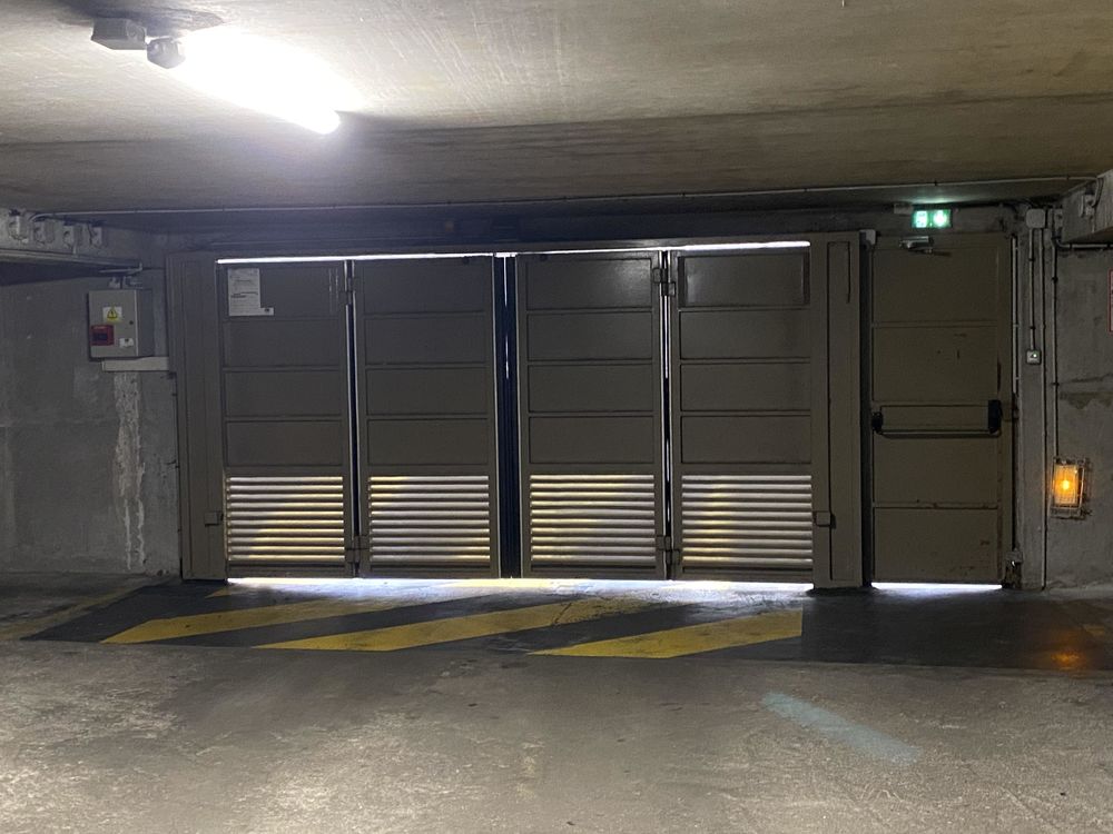 Location Parking/Garage Parking couvert ? Accès direct Bd de Charonne 75020 Paris 20
