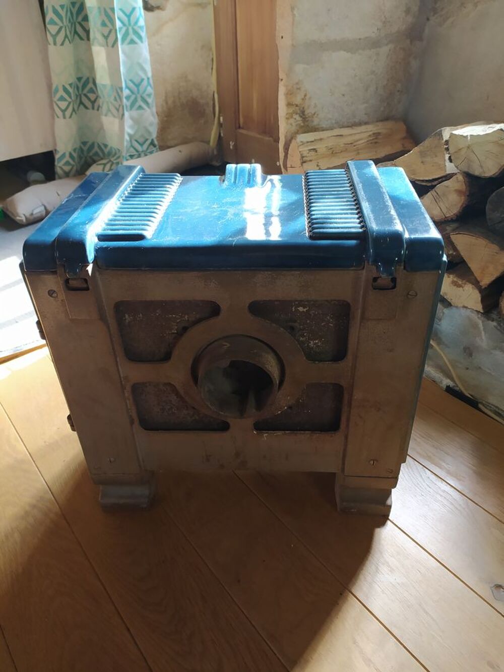 Po&ecirc;le bois ancien Décoration