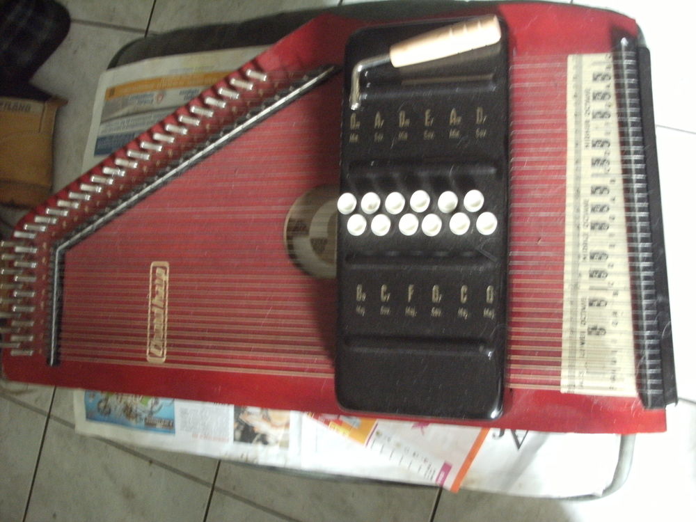 AUTOHARPE DE LA MARQUE CHORDHARP Instruments de musique
