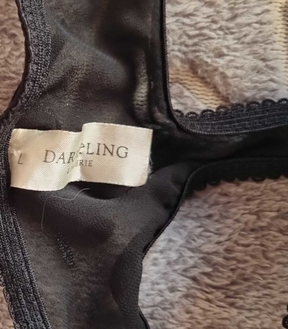 Nuisette Darjeeling 42 et string L Vêtements