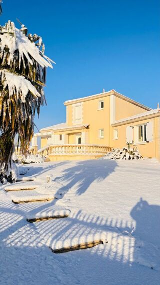  Maison � vendre 12 pi�ces 250 m�