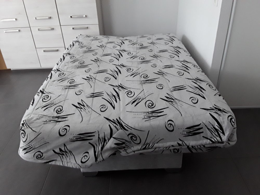 Banquette clic clac Laetitia .. Meubles
