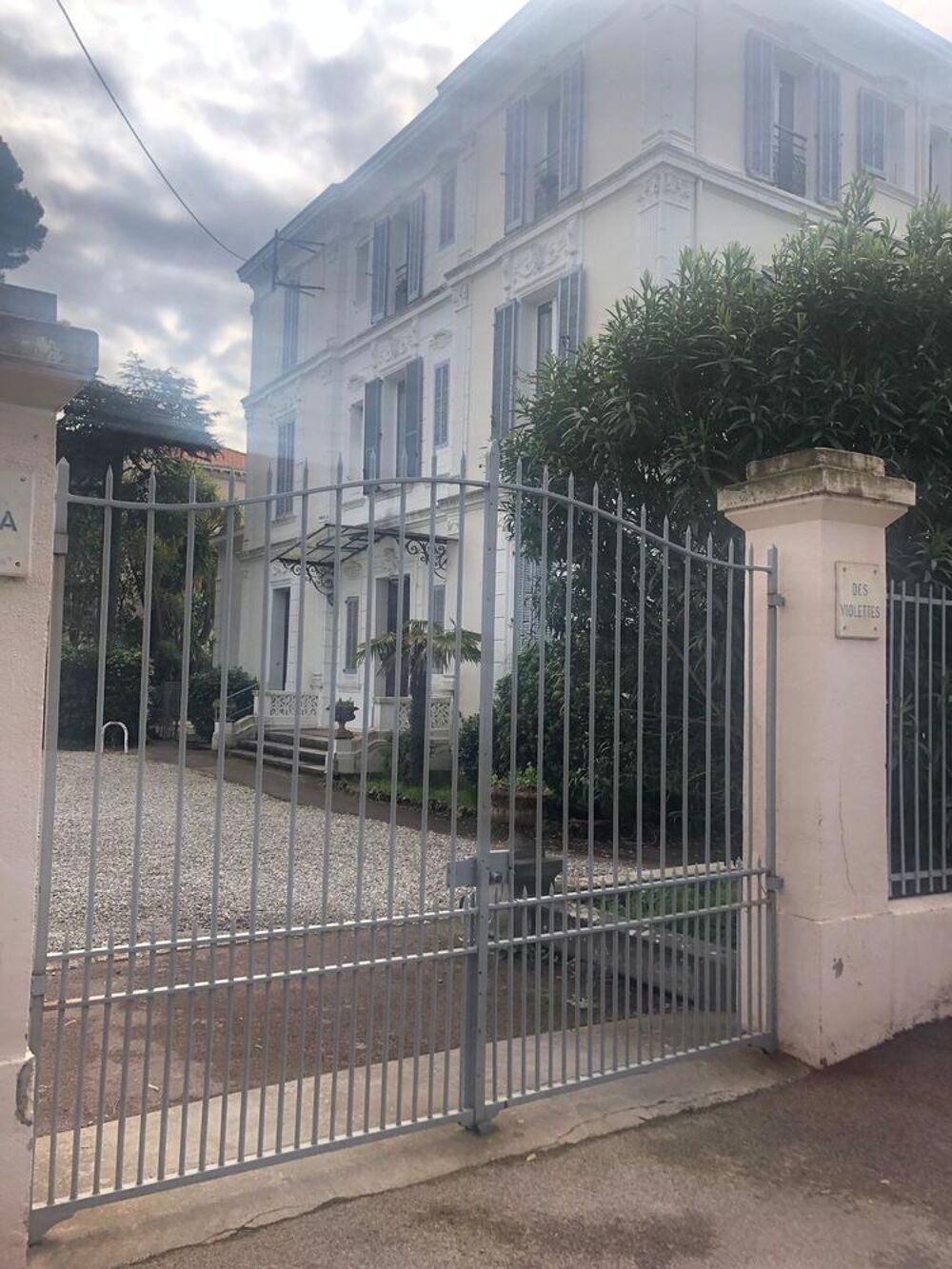   Cannes/2 min à     pied plage/Beau 80 m2/jardin+1 parking/SUPER Provence-Alpes-Côte d'Azur, Cannes (06400)