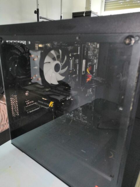 Ordinateur gaming Intel core i7-9700k
Nvidia RTX2070 1800 Bouliac (33)