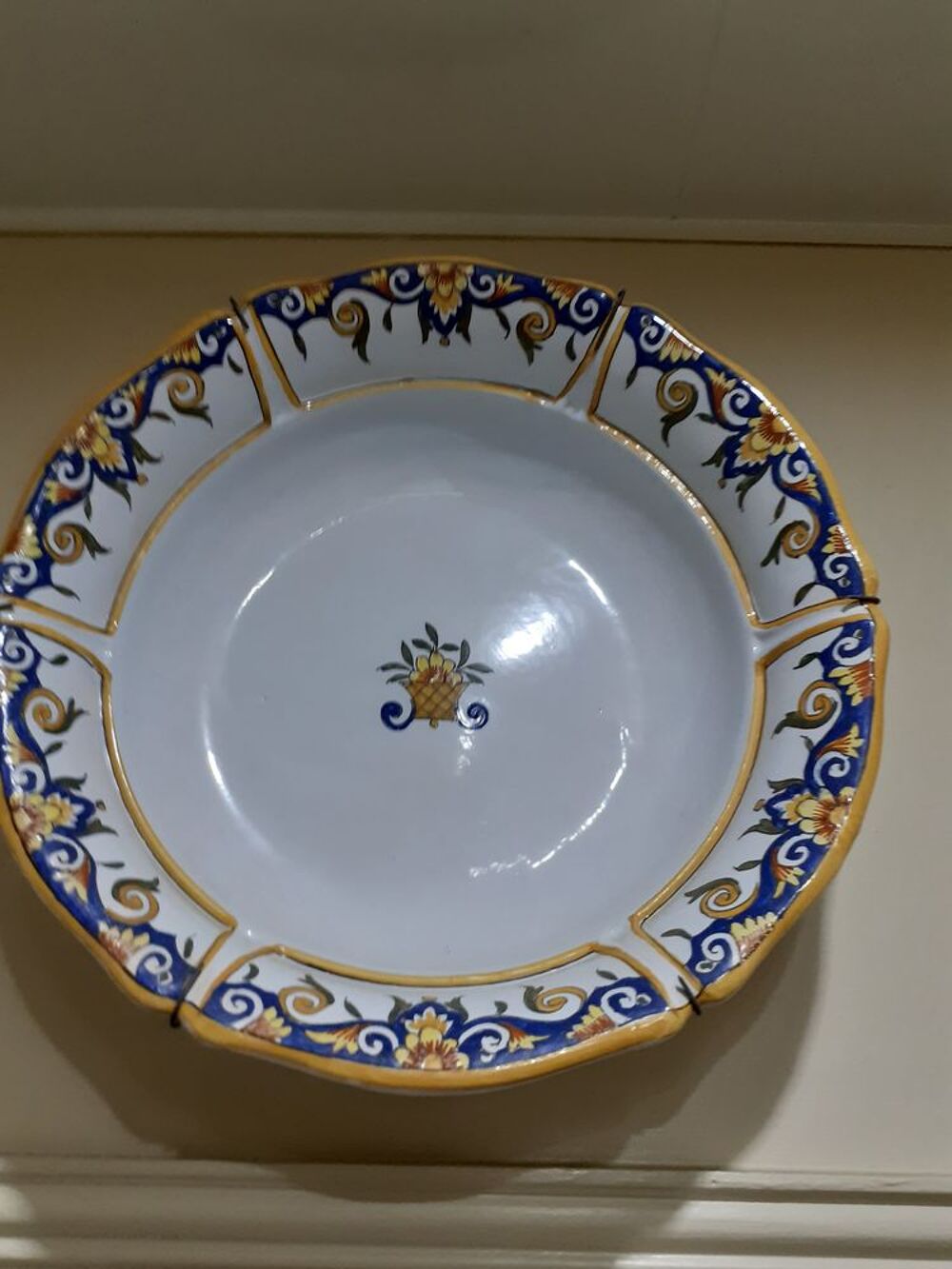 ENSEMBLE 2 ASSIETTES ET PLAT ANCIENS DECOR ROUEN Décoration