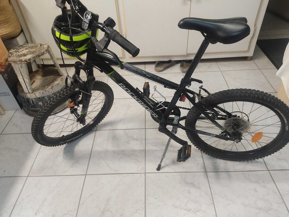 v&eacute;lo VTT Rockrider st 500 Vélos