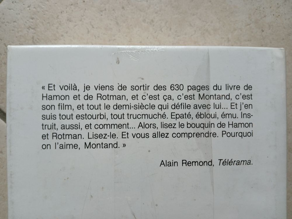 LIVRE YVES MONTAND TU VOIS JE N'AI PAS OUBLIE Livres et BD