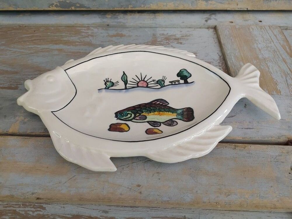 Plat Poisson Fa&iuml;ence C&eacute;ramique &Eacute;mile Tessier Malicorne
Décoration