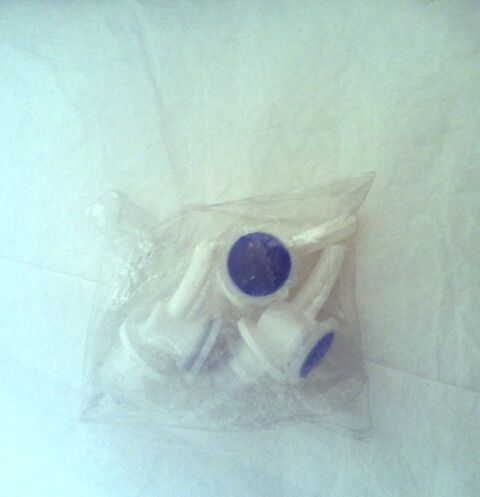 3 becs verseur sous blister 4 Villeurbanne (69)