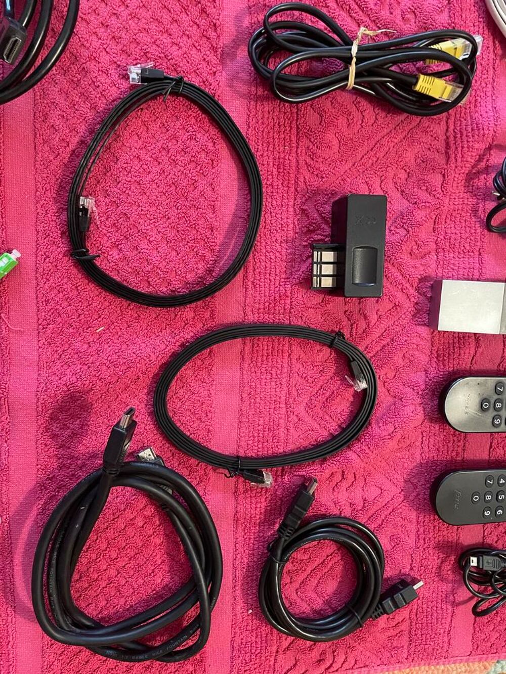 plusieurs mat&eacute;riels hi-fi Matériel informatique