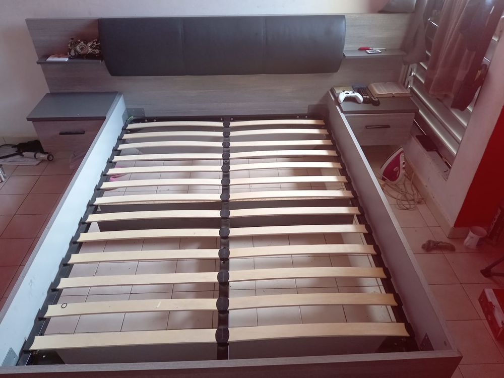un lit 140x190 Meubles