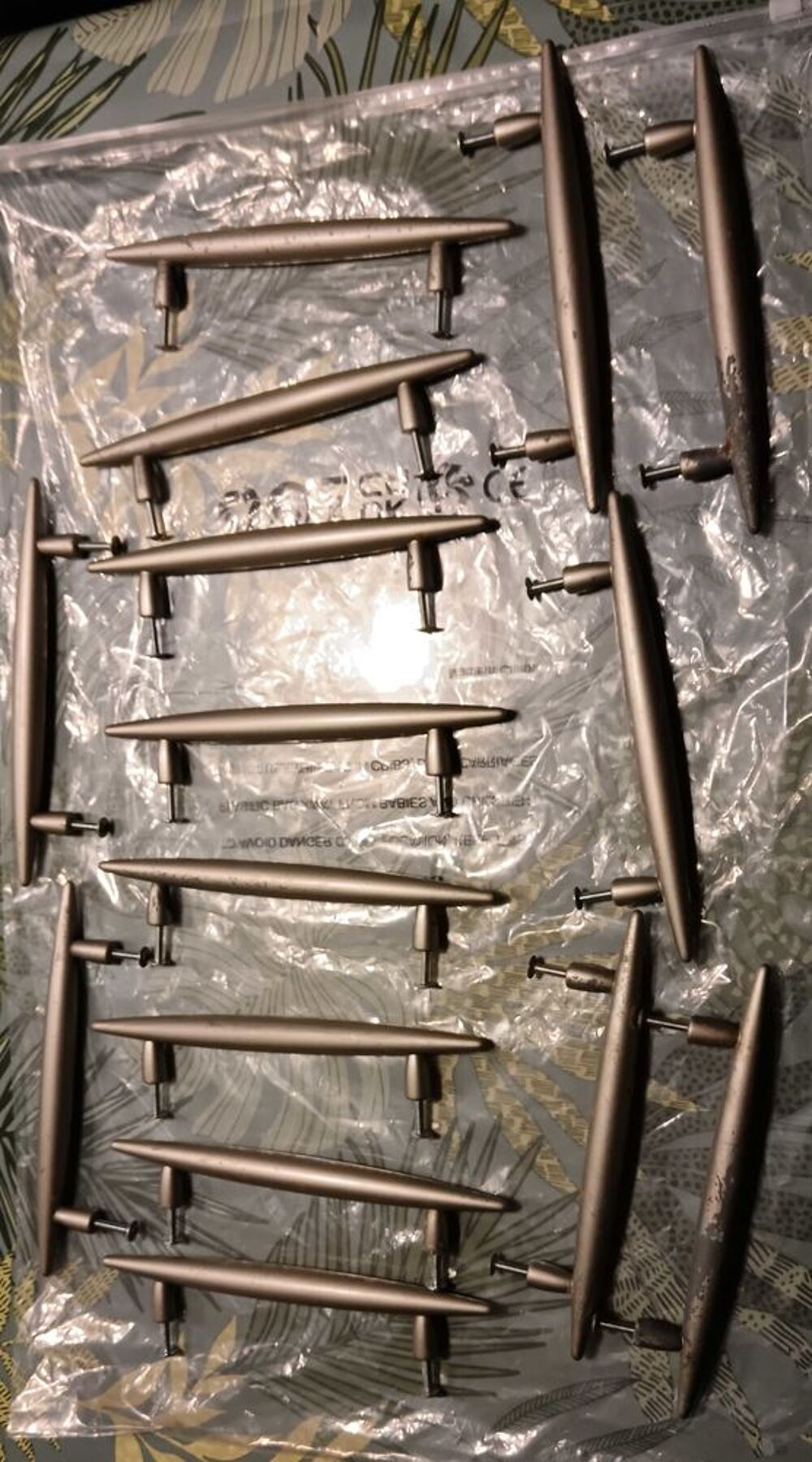 Lot de 15 Poign&eacute;es de placard Bricolage