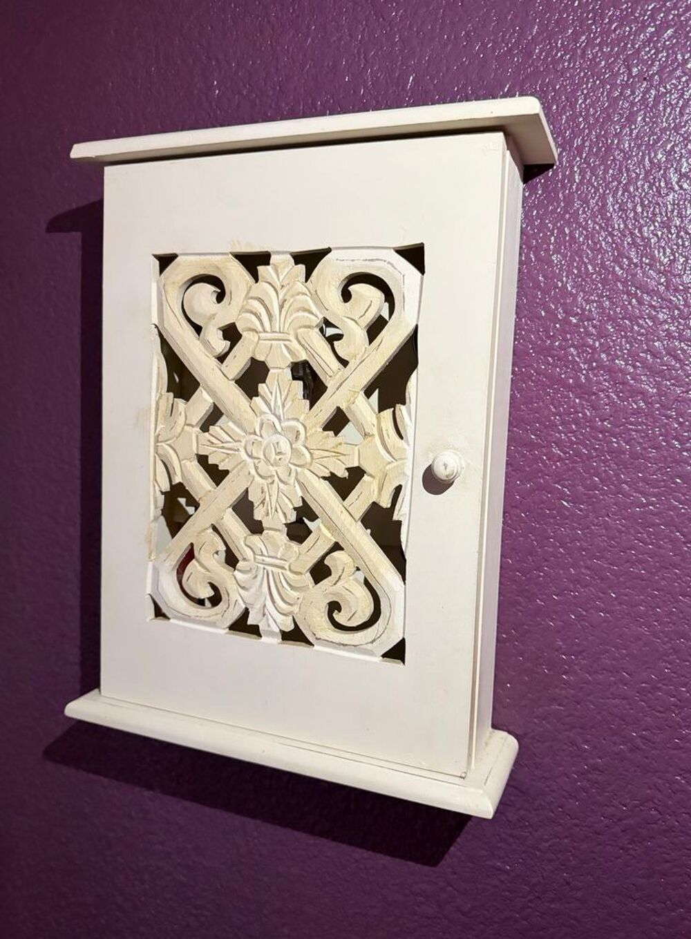 Bo&icirc;te ou armoire &agrave; cl&eacute;s en bois de style colonial ;&Eacute;tat neuf Décoration
