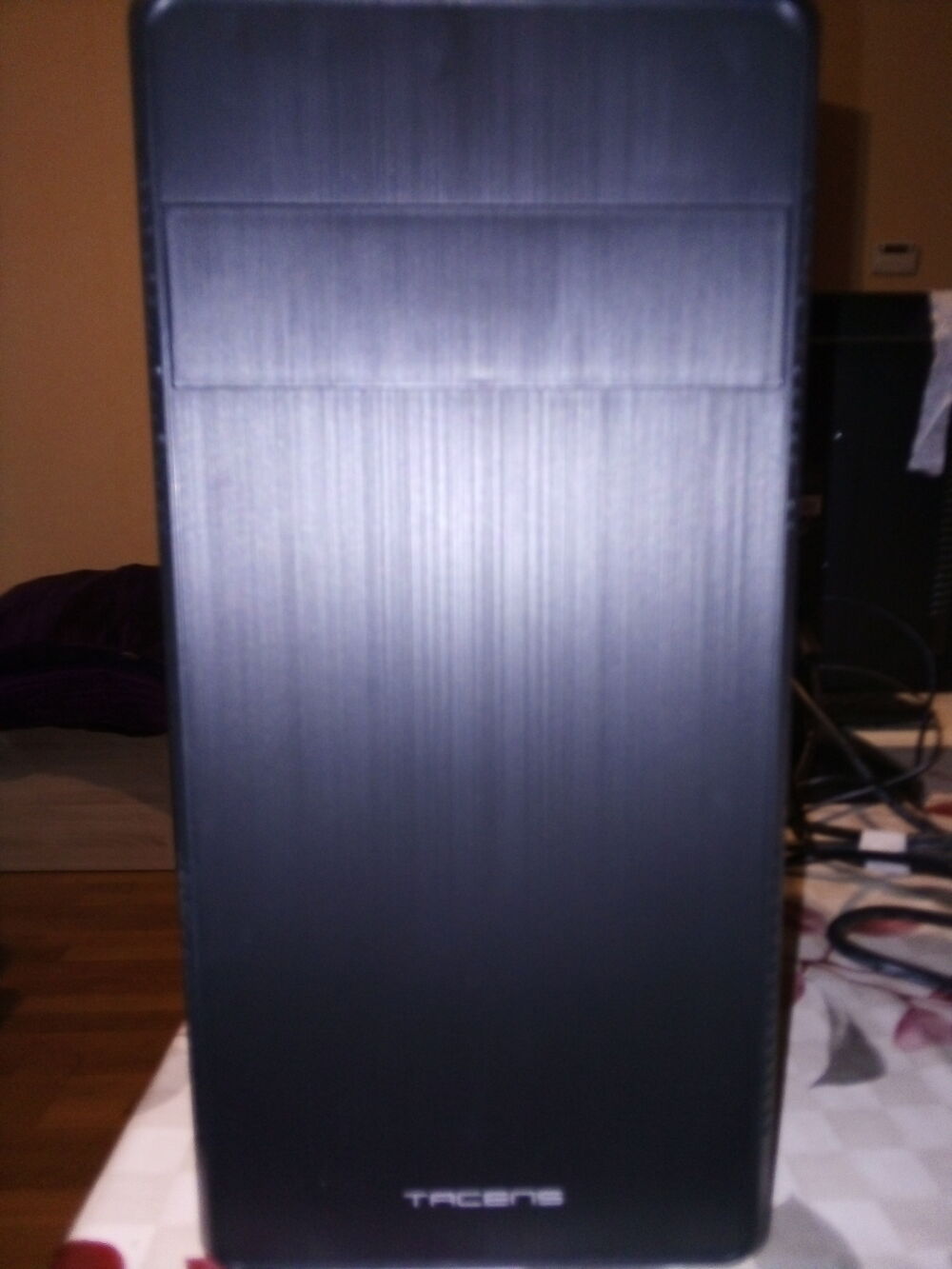 Ordinateur de bureau Matériel informatique