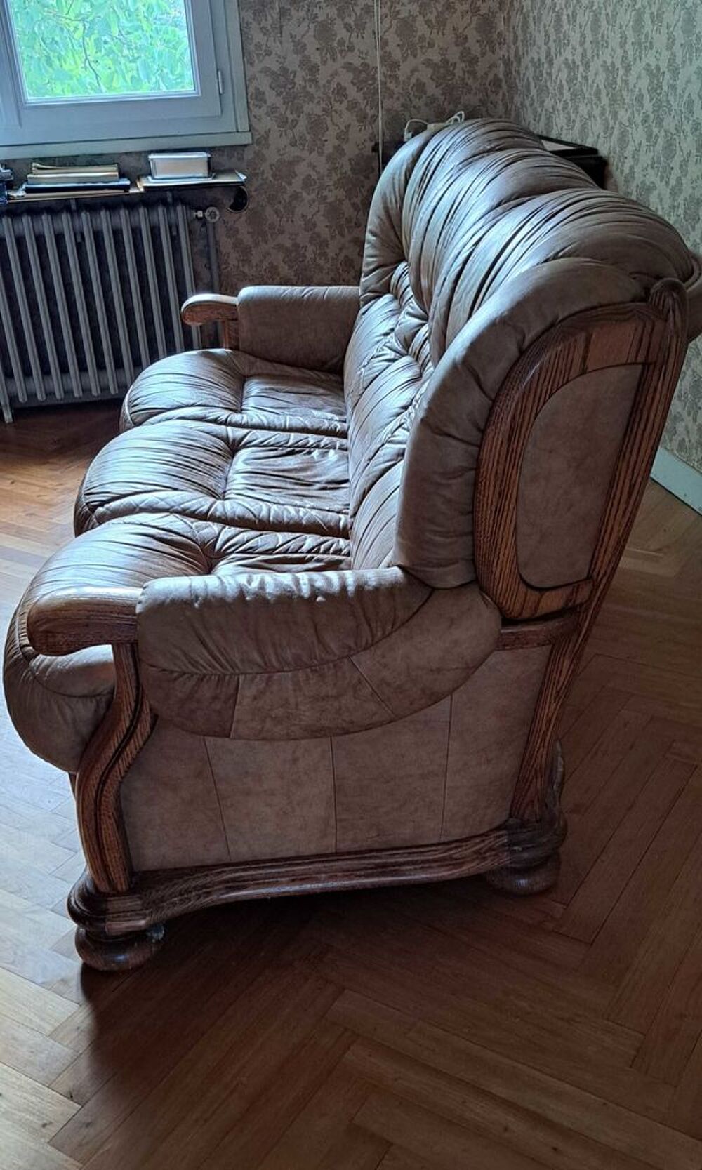 Canap&eacute; cuir beige Meubles