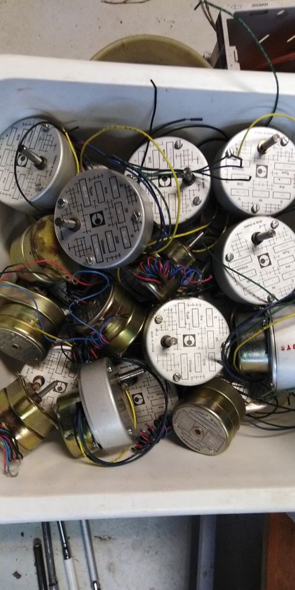 Moteurs Crouzet neufs Bricolage