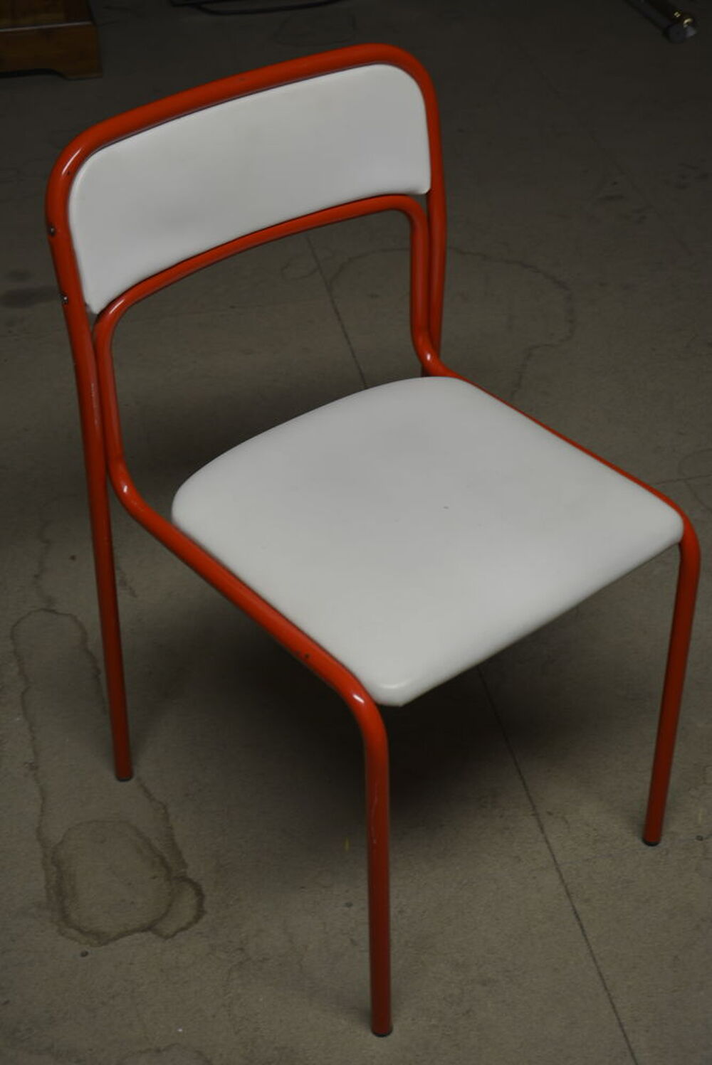 Chaise m&eacute;tal &amp; plastique rouge/blanc Meubles
