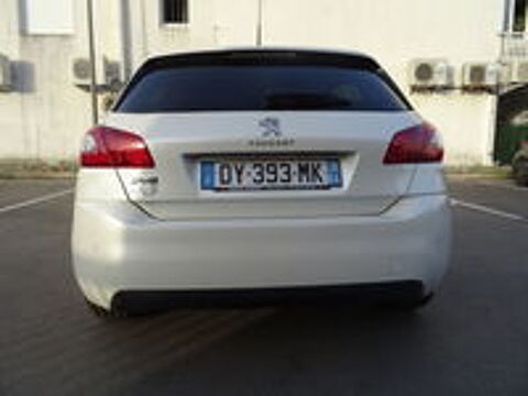 308 1.2 PureTech 110ch S&S BVM5 Style 2015 occasion 64200 Biarritz