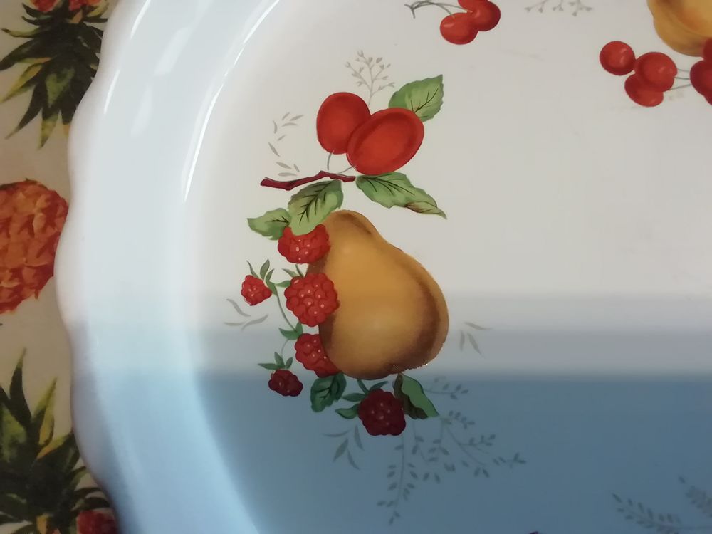 Magnifique plat d&eacute;cor d&eacute;pos&eacute; vintage ann&eacute;e 70 /80 Cuisine